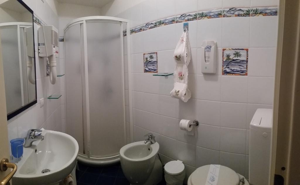 Affittacamere Da Carla Bonassola Ruang foto